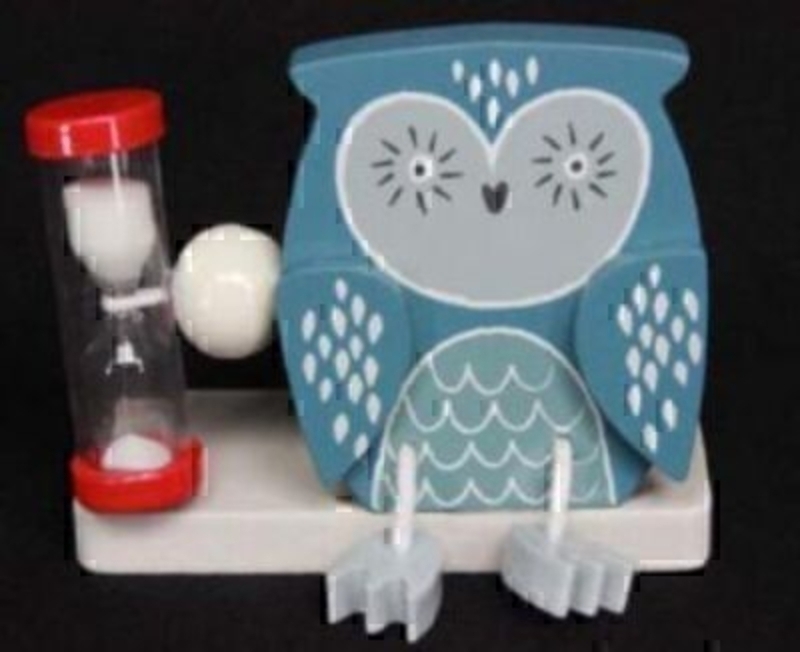 Part of the Gisela Graham 'Forest Friends' Range. Forest Owl Toothbrush Timer. Great gift for a boy or a girl who are learning to brush their teeth. Size 9.5x8x4cm